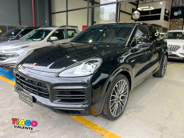 Carro Porsche Cayenne Coupé 2023 3.0 V6 462cv (Híbrido)