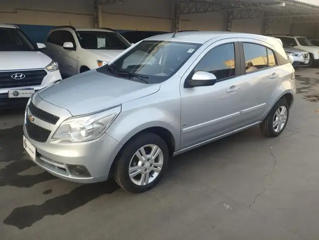 Carro Chevrolet Agile 2011 LTZ 1.4 8V (Flex)