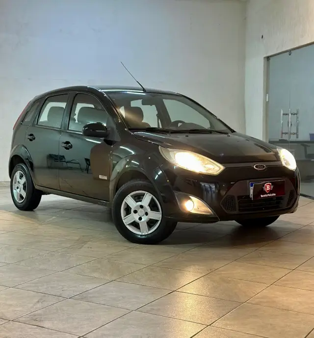 Carro Ford Fiesta Hatch 2013 1.6 (Flex)