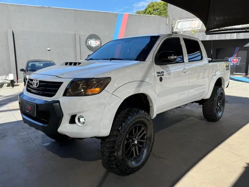 Toyota Hilux 2.7 Flex 4x4 CD STD