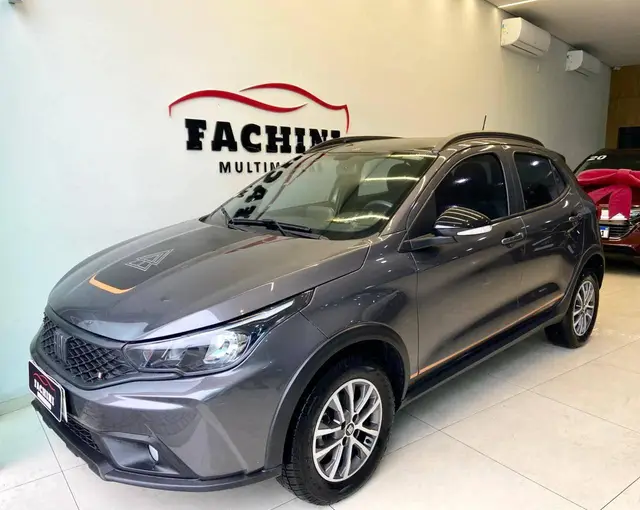Carro Fiat Argo 2024 Trekking 1.3