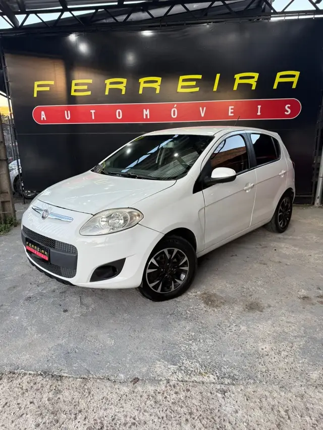 Carro Fiat Palio 2015 Essence 1.6 16V (Flex)