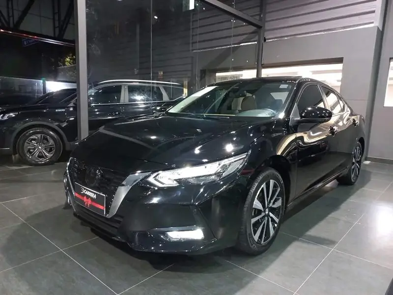 Nissan Exclusive 2.0 16V Aut.