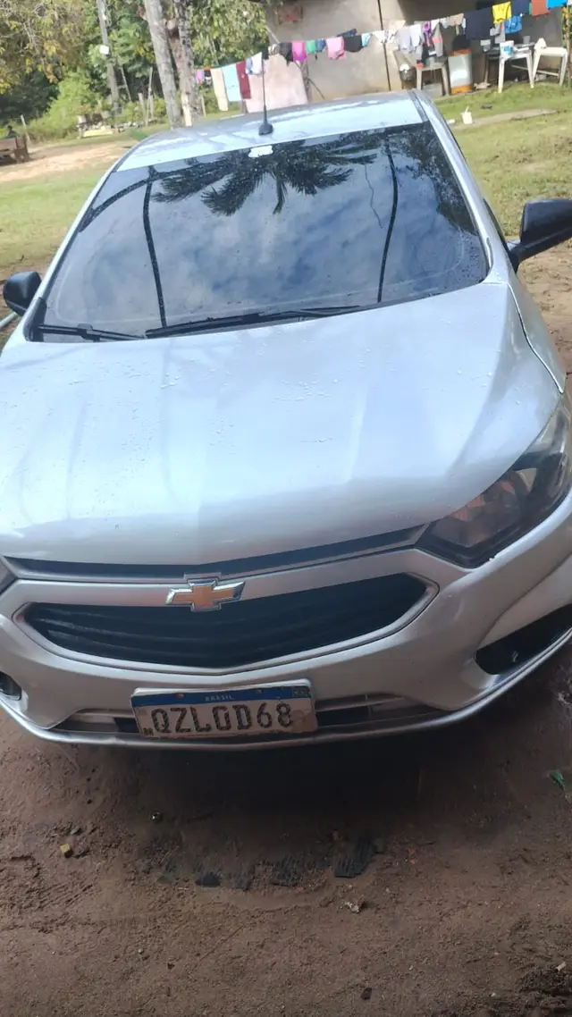 Carro Chevrolet Joy 2020 Hatch 1.0 8V (Flex)
