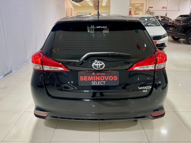 Yaris 1.5 XL Plus Connect CVT (Flex)