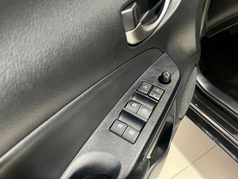 Yaris 1.5 XL Plus Connect CVT (Flex)