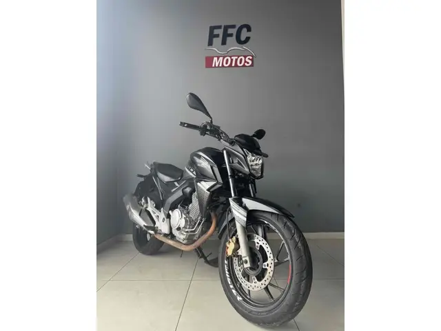 Moto Honda CB 250F Twister 2022 (CBS)