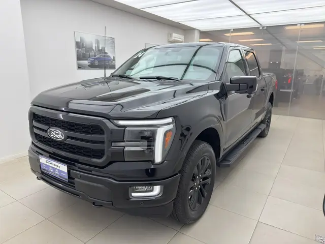 Carro Ford F-150 2024 Lariat 5.0 (Aut.)