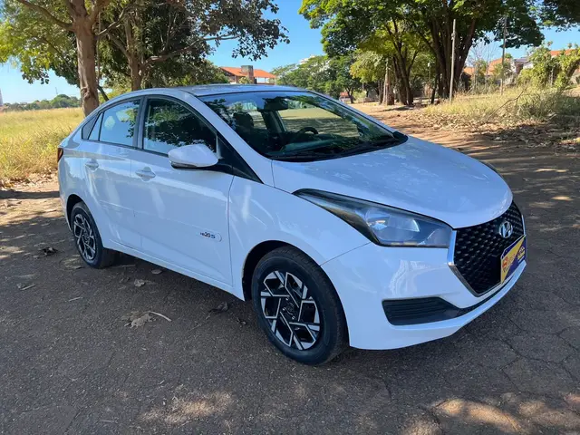 Carro Hyundai HB20S 2019 1.0 Comfort Plus (Flex)