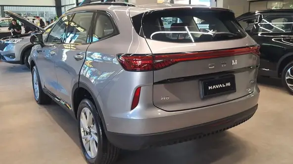 Série especial do SUV é limitada a duas mil unidades e mantém conjunto híbrido 