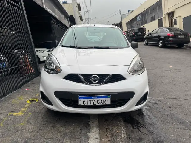 Carro Nissan March 2016 1.0 12V S (Flex)