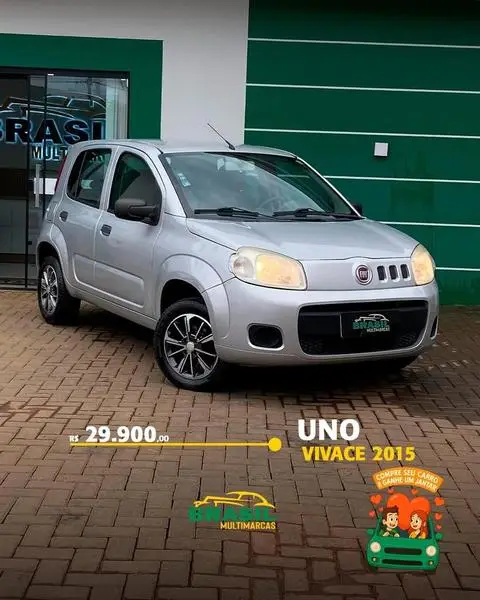 Carro Fiat Uno 2015 Attractive 1.0 8V (Flex) 4p