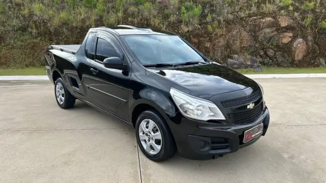 Carro Chevrolet Montana 2017 LS 1.4 (Flex)