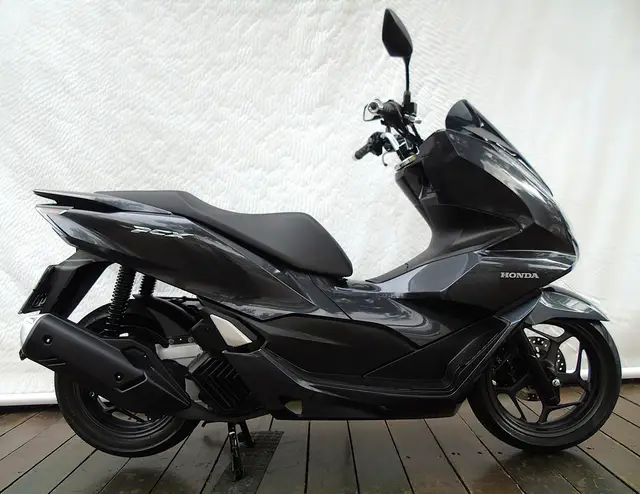 Moto Honda PCX 160 2023 CBS