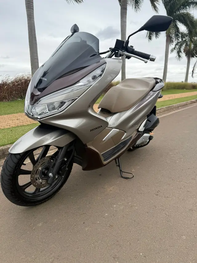 Moto Honda PCX 150 2022 DLX