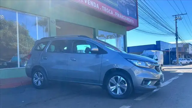 Carro Chevrolet Spin 2024 Premier 1.8 (Aut.)