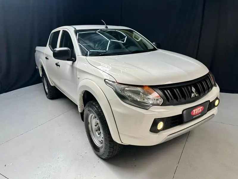 Mitsubishi L200 Triton GL 2.4 Turbo