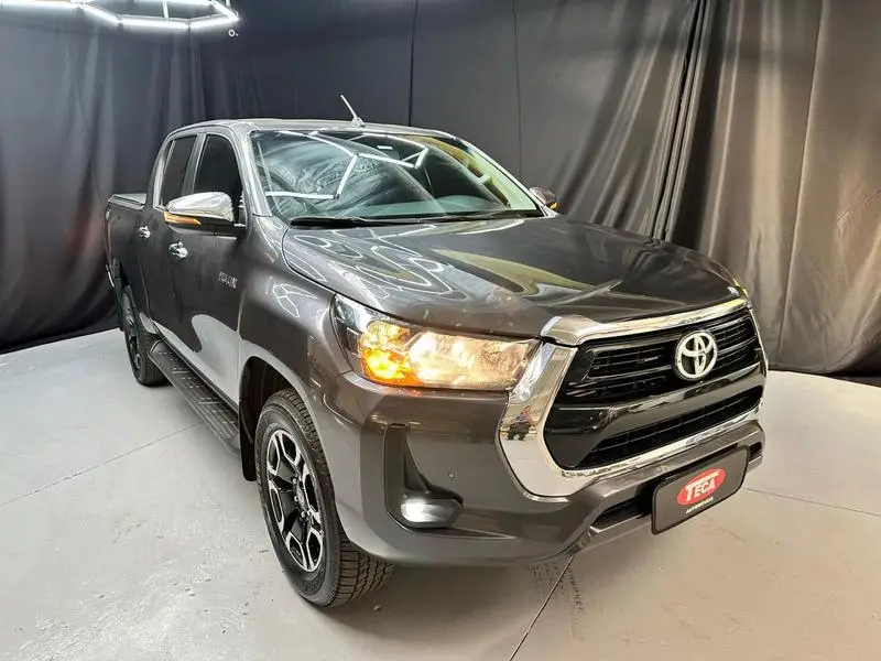 Toyota Hilux Cabine Dupla SRV 4x4 2.8 Diesel
