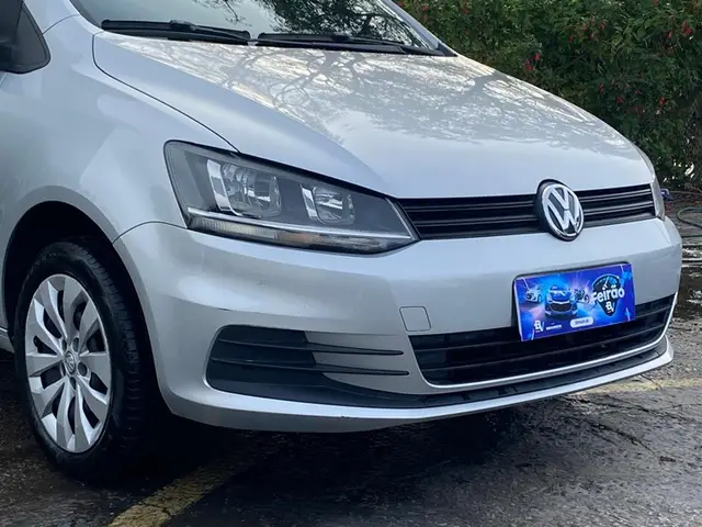 Carro Volkswagen Fox 2017 1.0 MPI Comfortline (Flex)