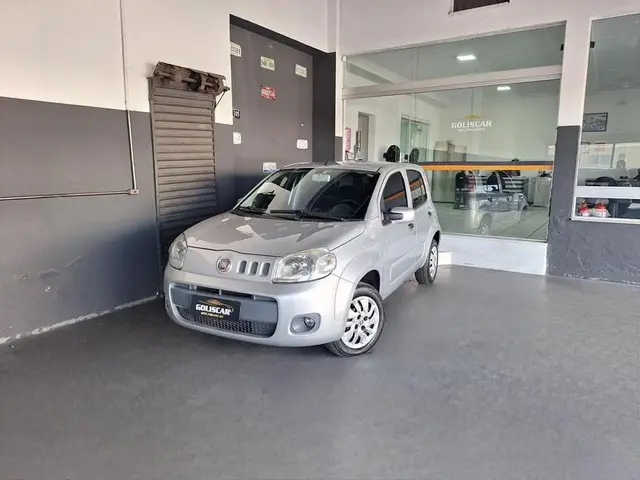 Carro Fiat Uno 2014 Vivace 1.0 8V (Flex) 4p