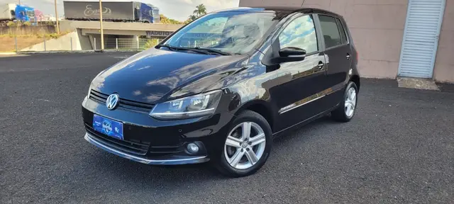 Carro Volkswagen Fox 2015 Comfortline 1.6 MSI (Flex)