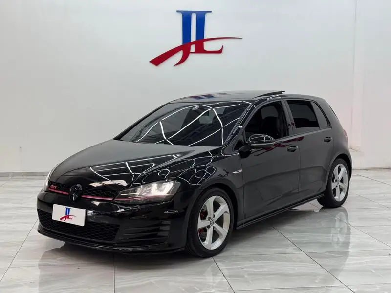 Volkswagen GTI 2.0 TSi DSG