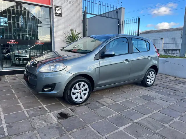 Carro Fiat Palio 2013 Attractive 1.0 8V (Flex)