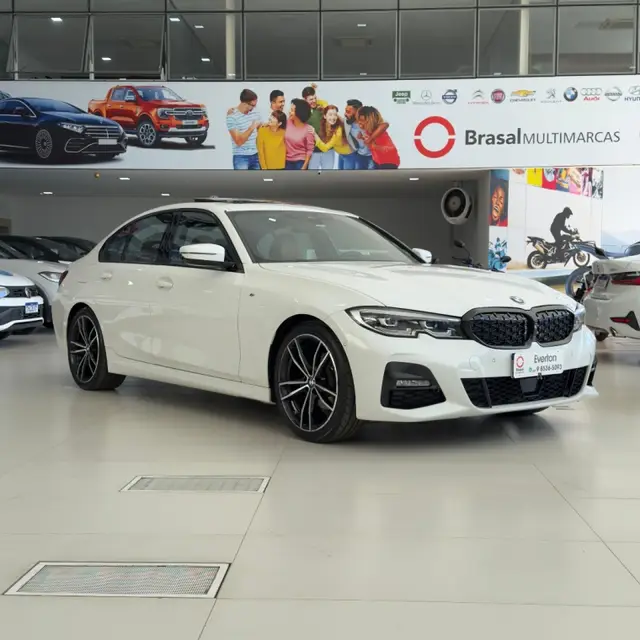 Carro BMW 320i 2022 M Sport 2.0 Turbo (Aut)