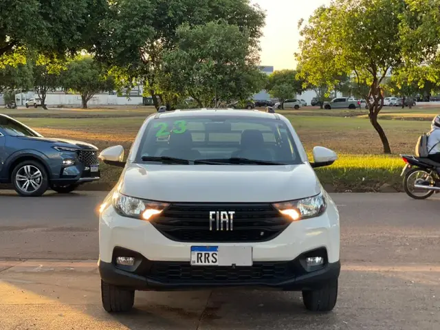 Carro Fiat Strada 2023 Freedom 1.3 CS Plus (Flex)