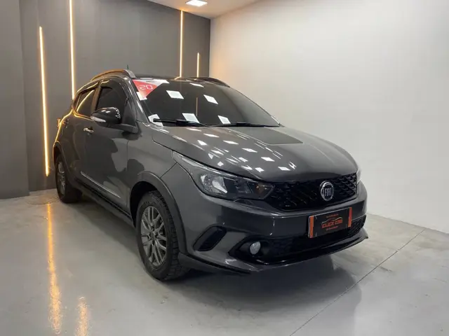 Carro Fiat Argo 2020 1.3 Trekking (Flex)