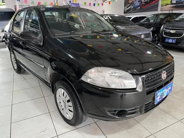 Carro Fiat Siena 2011 Attractive 1.0 8V (Flex)
