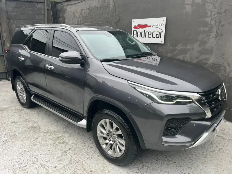 Toyota SW4 SRX 2.8 turbodiesel 5L 4x4 (Aut)
