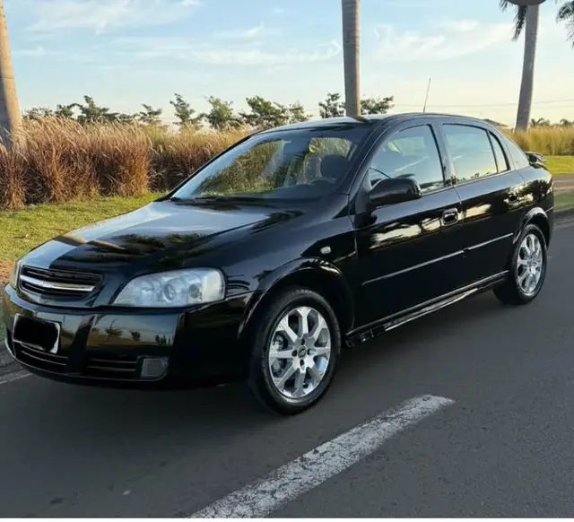 Carro Chevrolet Astra Hatch 2010 Advantage 2.0 (Flex)