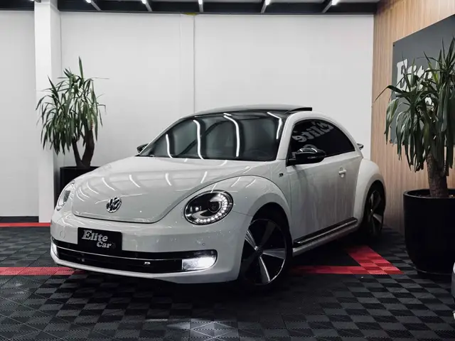 Carro Volkswagen Fusca 2015 2.0 TSi DSG