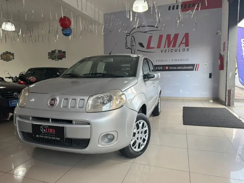 Fiat Uno Vivace 1.0 8V (Flex) 4p