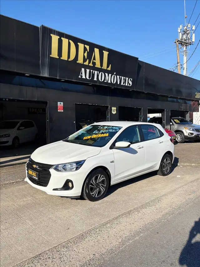 Carro Chevrolet Onix Plus 2024 LT 1.0