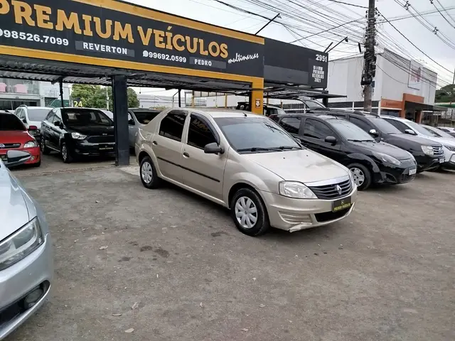 Carro Renault Logan 2013 Authentique 1.0 16V (flex)