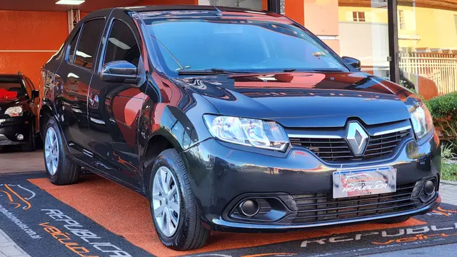 Carro Renault Logan 2017 Expression 1.0 16V (Flex)
