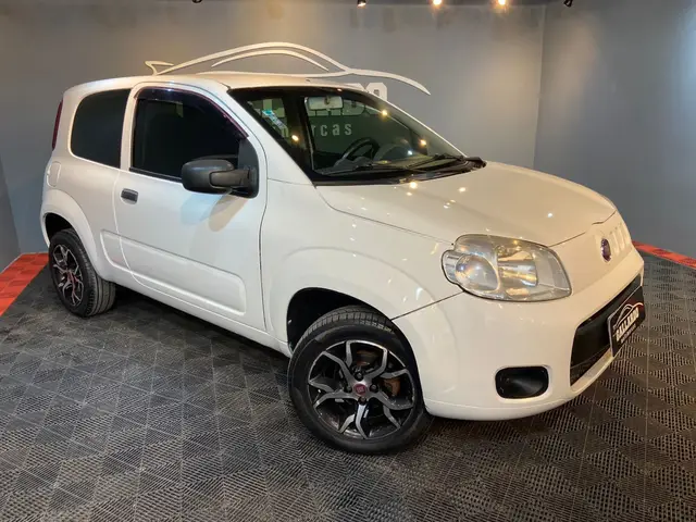 Carro Fiat Uno 2015 Vivace 1.0 8V (Flex) 2p