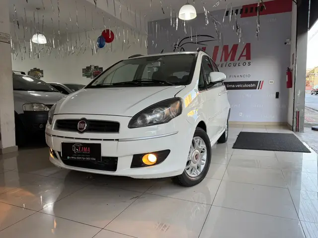 Carro Fiat Idea 2011 Sporting 1.8 16V E.TorQ (Flex)