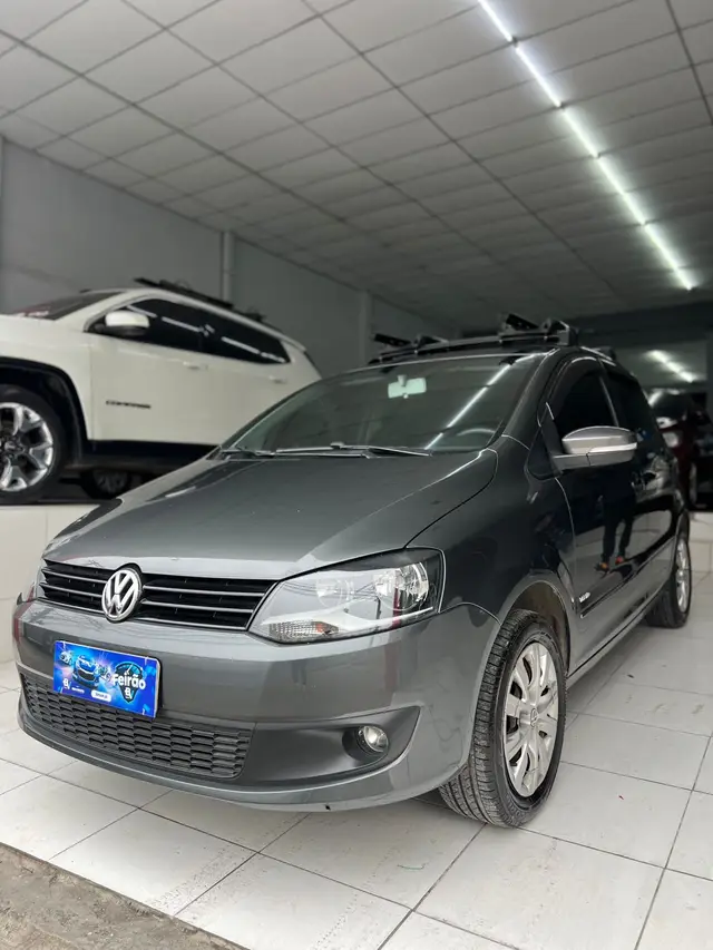 Carro Volkswagen Fox 2013 1.6 VHT (Flex)