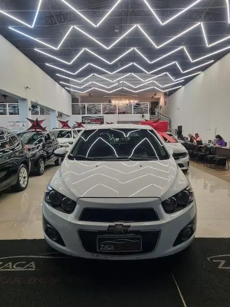 Carro Chevrolet Sonic Sedan 2014 LTZ 1.6 (Aut)