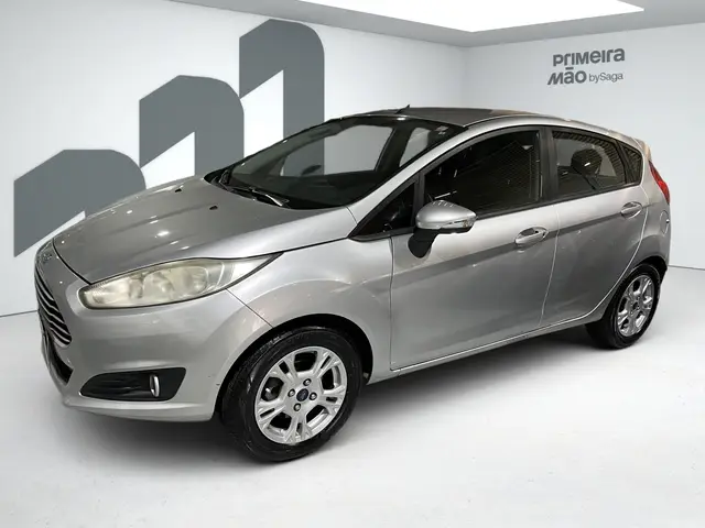 Carro Ford Fiesta Hatch 2014 SE 1.6
