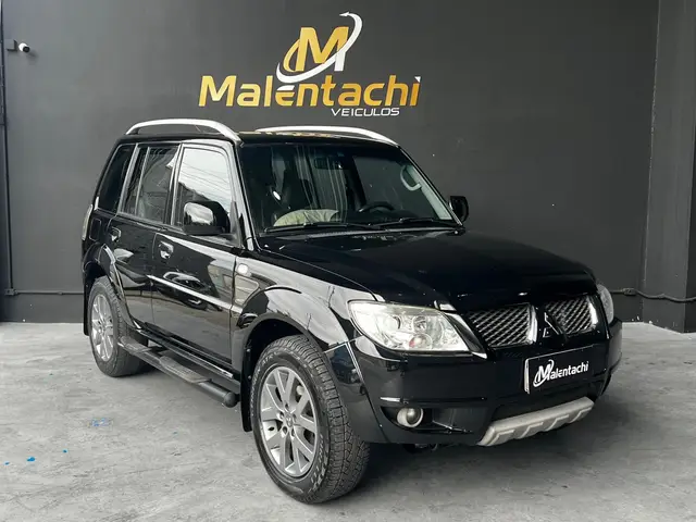 Carro Mitsubishi Pajero TR4 2014 2.0 16V 4x2 (Flex) (Aut)