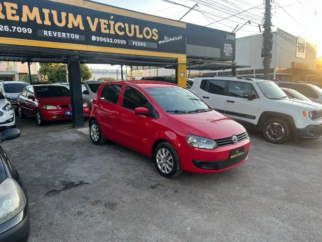 Carro Volkswagen Fox 2011 1.0 TEC (Flex) 2p