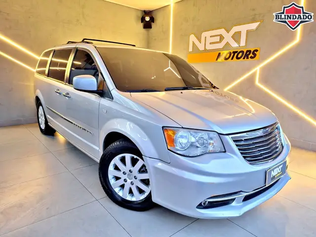 Carro Chrysler Town & Country 2012 Touring 3.6 (aut)