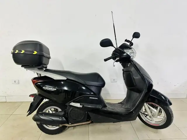 Moto Honda LEAD 2011 110