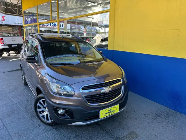 Carro Chevrolet Spin 2016 Activ 1.8 (Flex) (Aut)