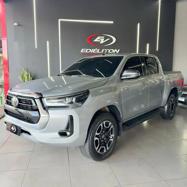 Carro Toyota Hilux Cabine Dupla 2021 SRX 2.8 TDI CD 4x4 (Aut)