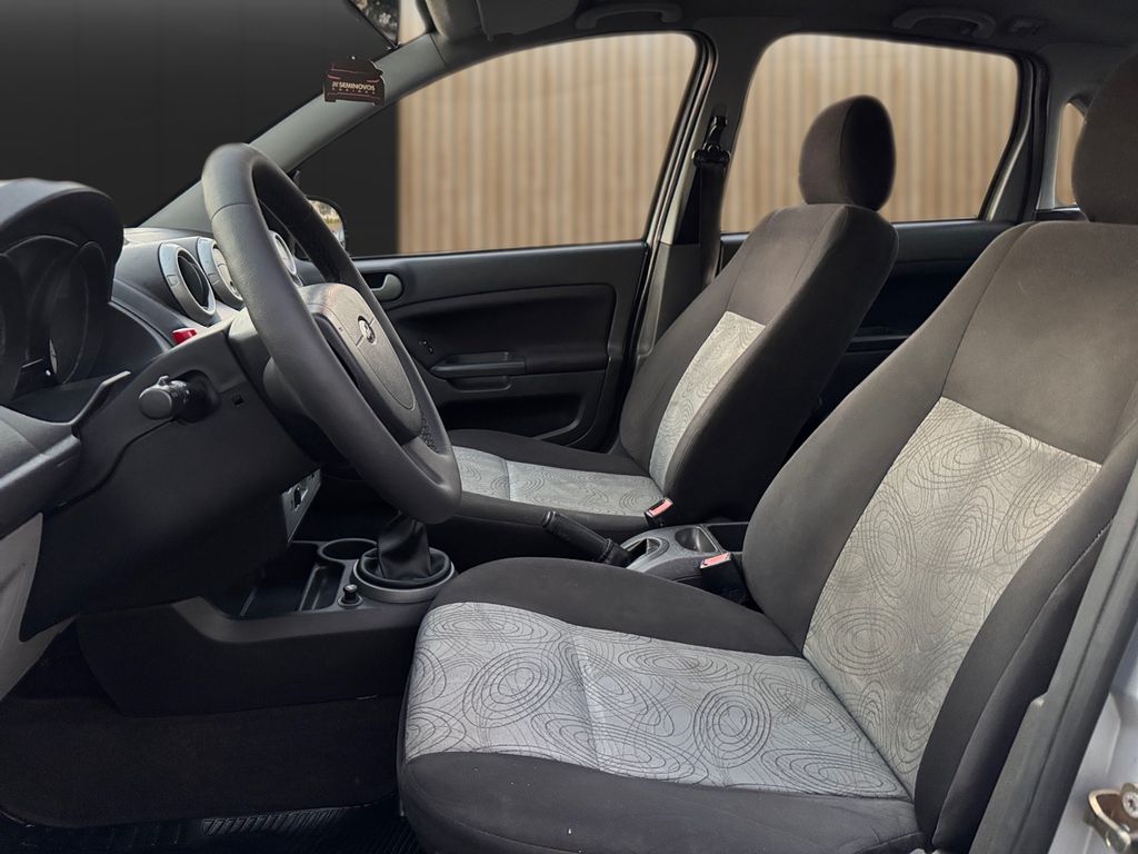 Fiesta Sedan 1.6 (Flex)
